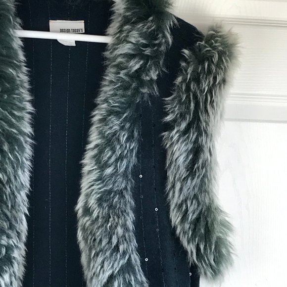 Design Today's Vest Puffer Faux Fur Green Small - Picture 4 of 7